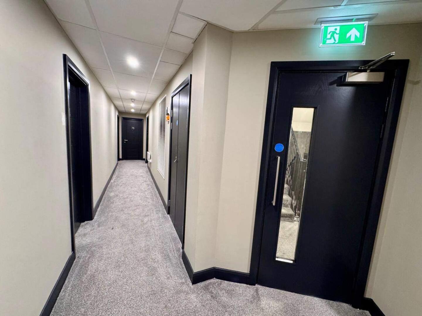 Modern City Apartment - Sleeps 4 & Walk To Arena Leeds  Exterior foto